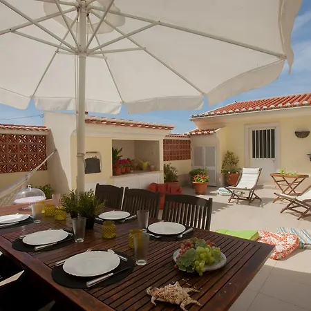 Riba, Casa Com Piscina * ريبامار