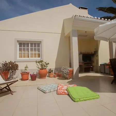 فيلة Riba, Casa Com Piscina *