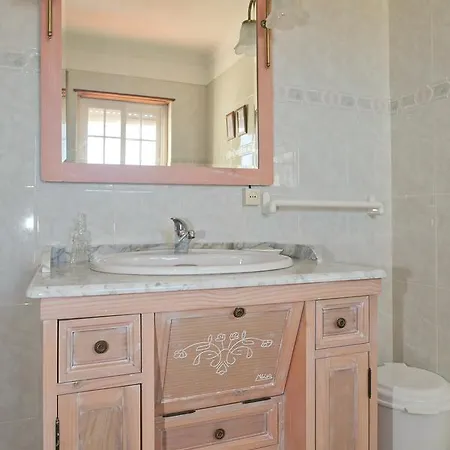 Riba, Casa Com Piscina * ريبامار